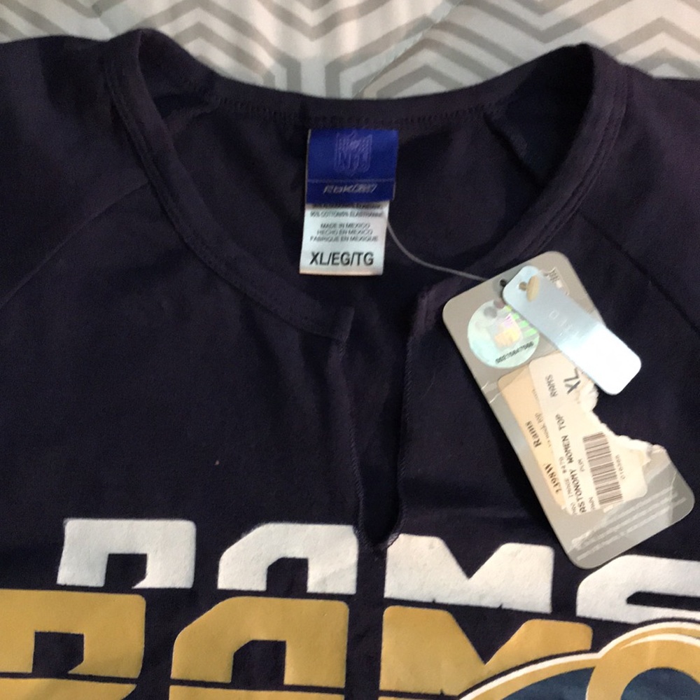 NFL RBK Rams tee top - Picture 3 of 10